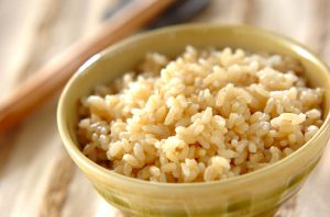 ダイエットに最適な炭水化物！「玄米」の効果について